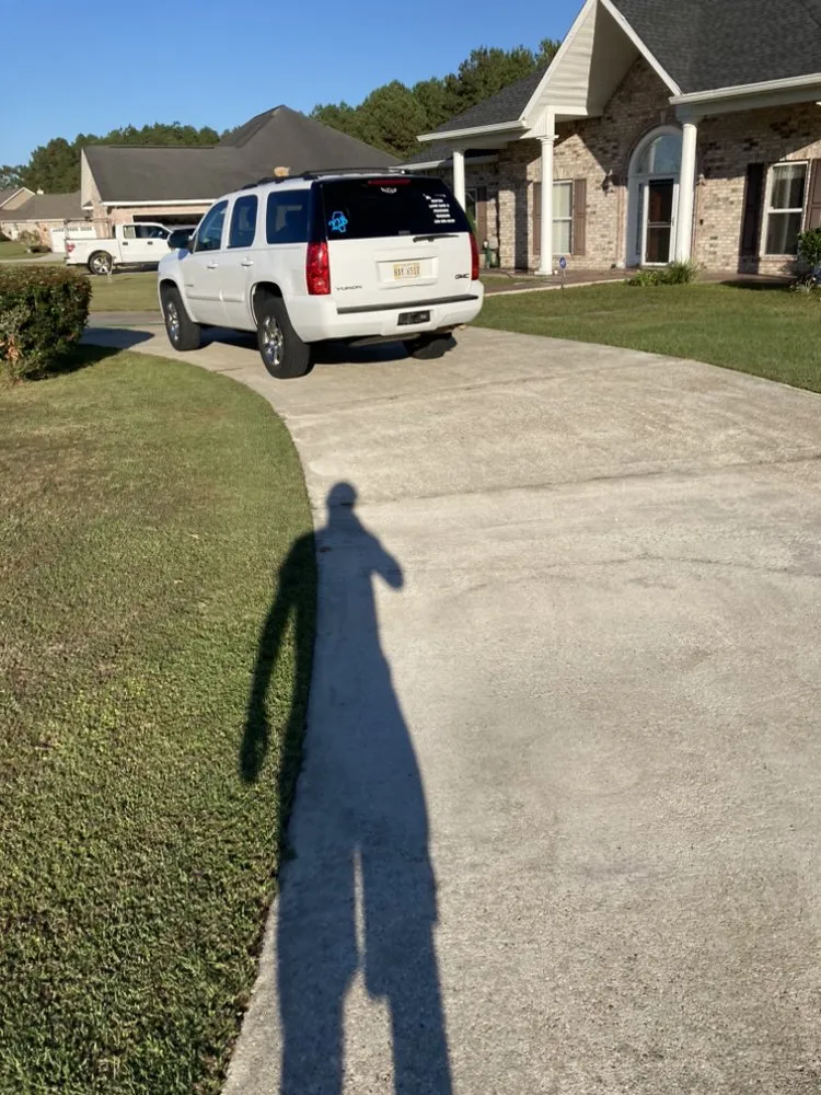 Top-rated residential landscaping for outdoor upgrades in Gulfport, MS by Hester Pressure Washing