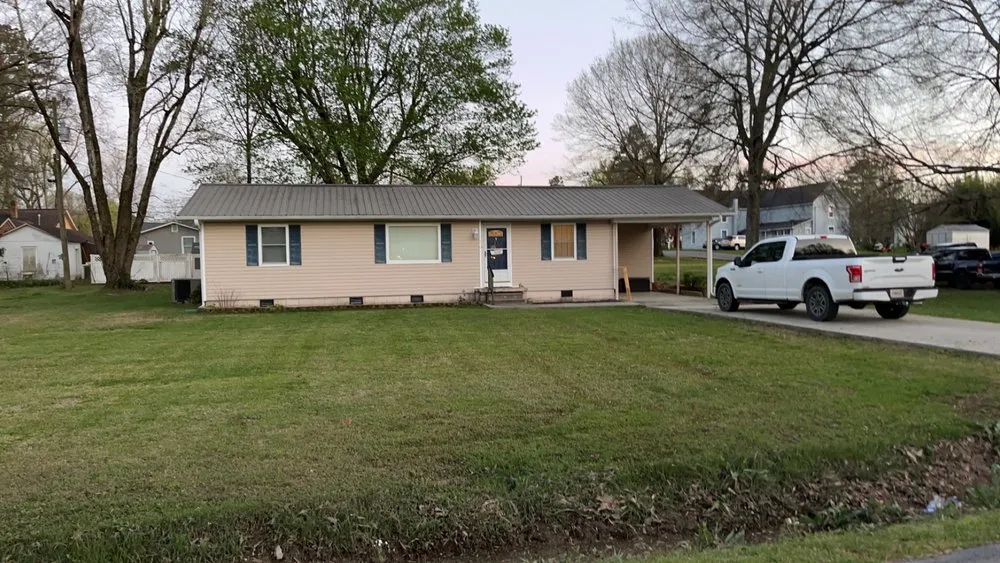 Top-rated yard cleanup service experts serving Hanceville, AL - Hewett’s Lawn Care