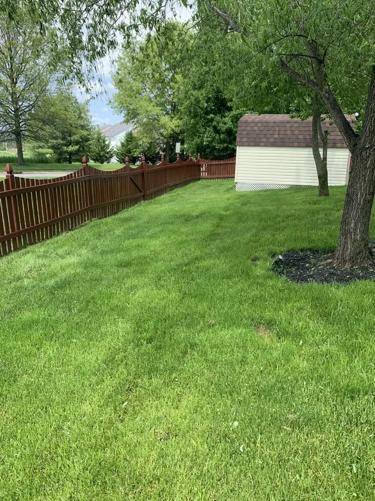 Local lawn care service experts serving Stewartsville, NJ - Hewins Family Lawn Care