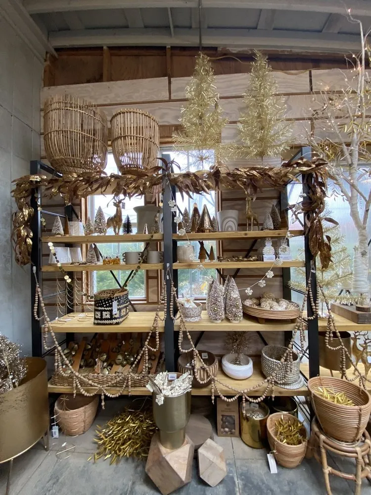 Professional landscape installation experts serving Franklin, TN - Hewitt Garden & Design Center