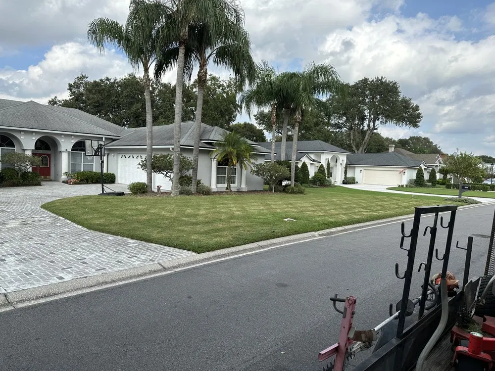 Reliable lawn mowing service in Lakeland, FL by Hey Nice Lawn Landscape & Design