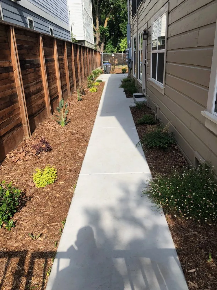 Trusted lawn care service experts serving West Sacramento, CA - HF Gardening