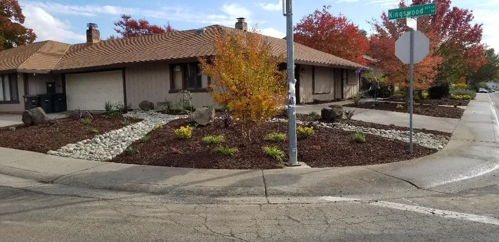 Professional garden landscaping for homes in West Sacramento, CA by HF Gardening