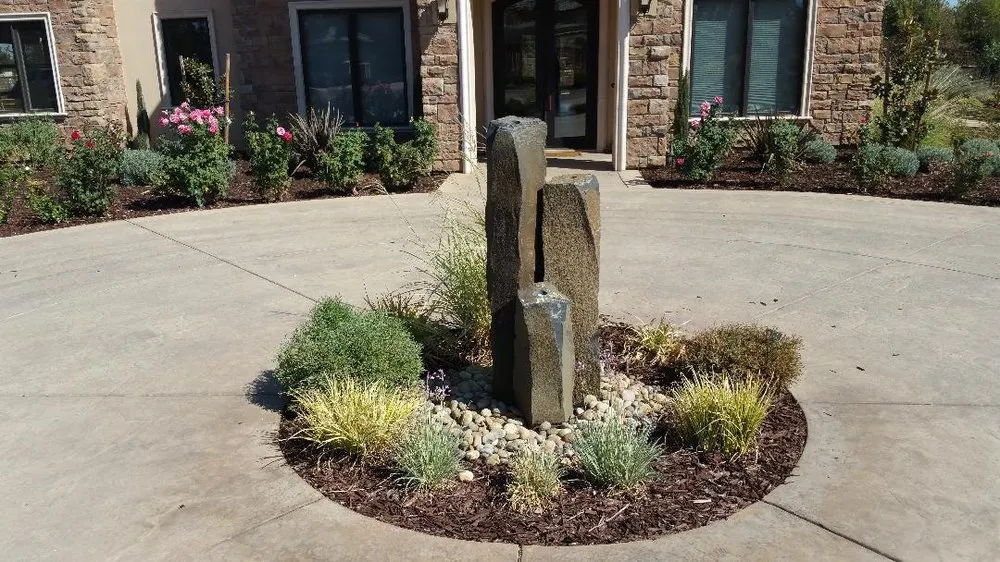Professional landscape design in West Sacramento, CA by HF Gardening