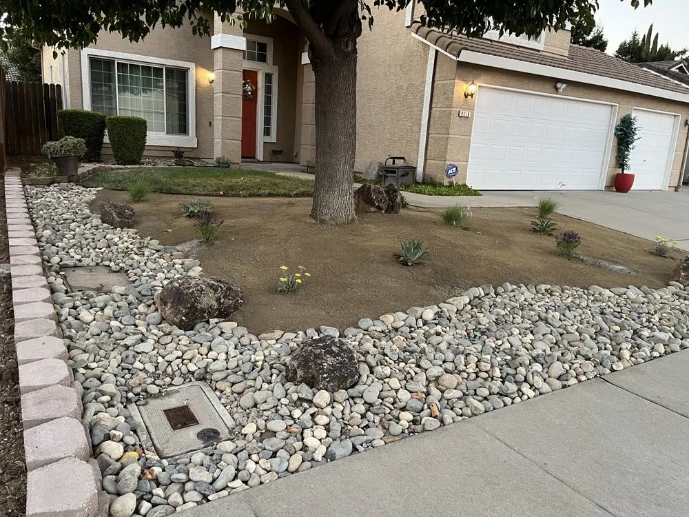 Local lawn mowing service experts serving West Sacramento, CA - HF Gardening