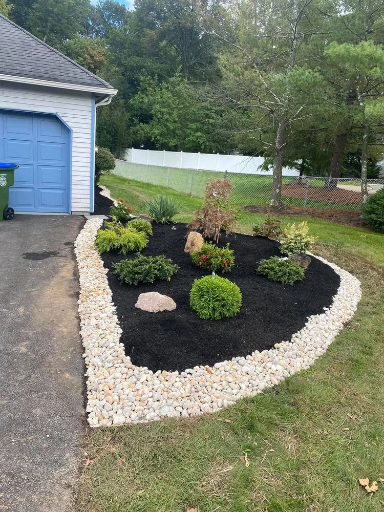 Affordable outdoor landscaping in Edison, NJ by HF Landscaping