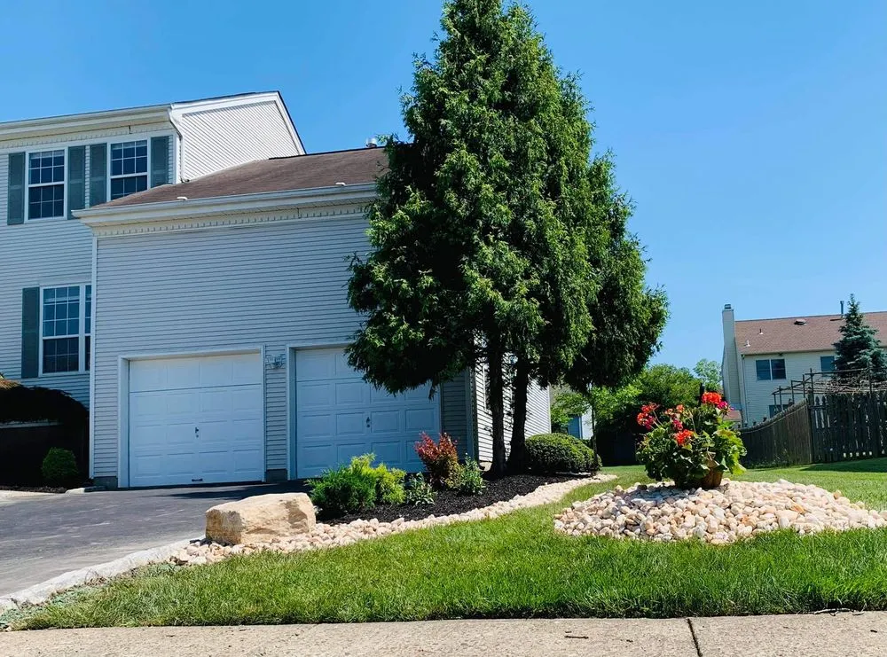 Custom residential landscaping in Edison, NJ - HF Landscaping