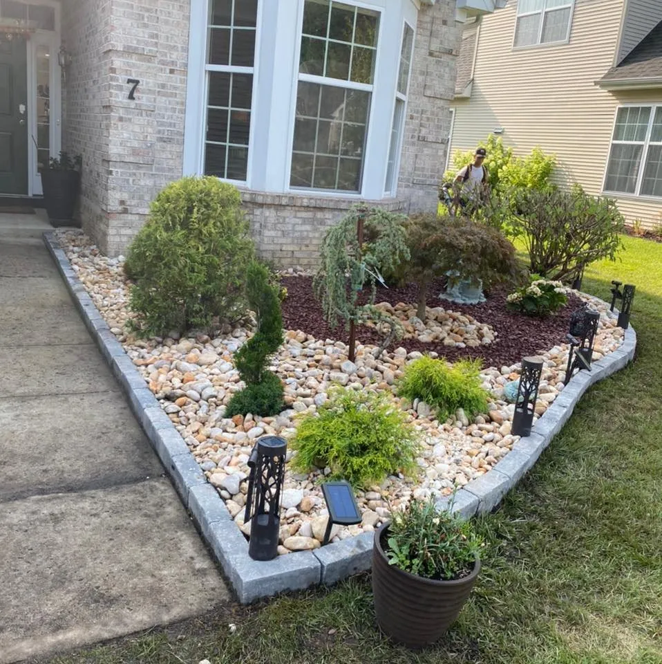 Custom yard maintenance in Edison, NJ - HF Landscaping