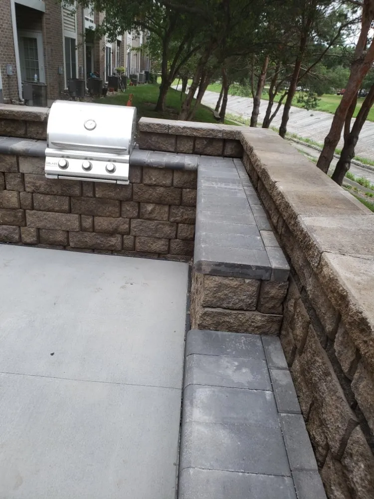 Professional residential landscaping experts serving Omaha, NE - H&g Contracting Services