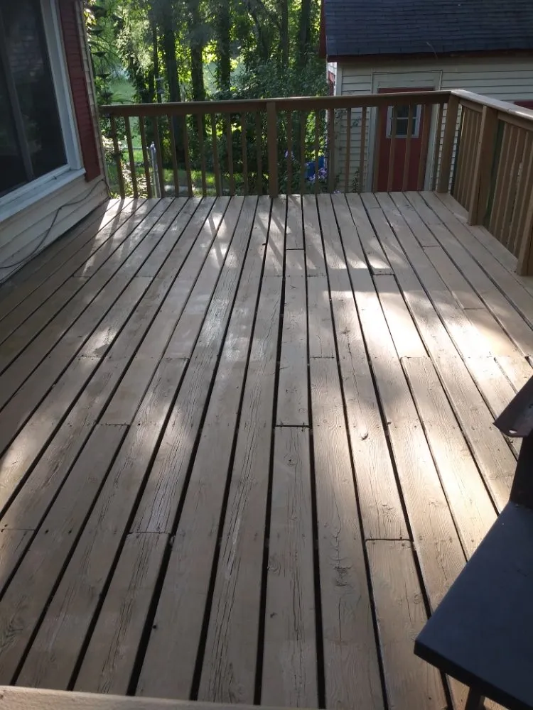 Professional residential landscaping for year-round maintenance in Mishawaka, IN by HG Fencing And Decking