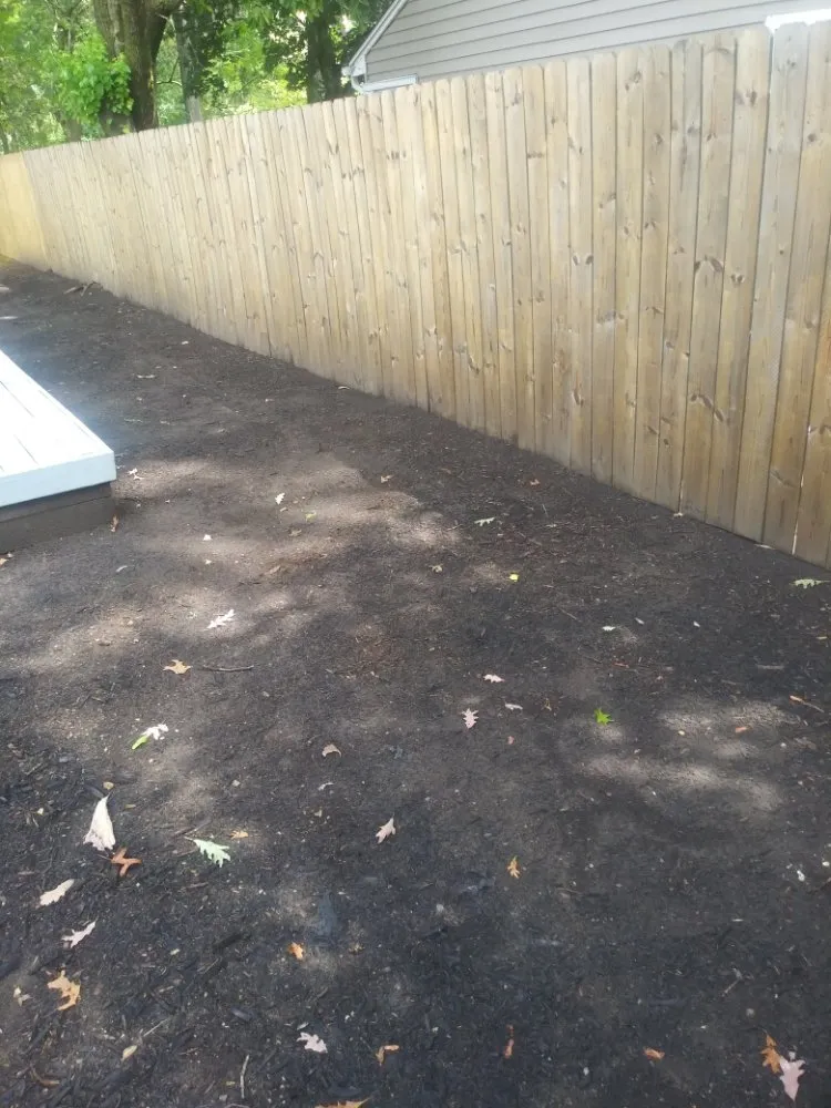 Expert residential landscaping experts serving Mishawaka, IN - HG Fencing And Decking