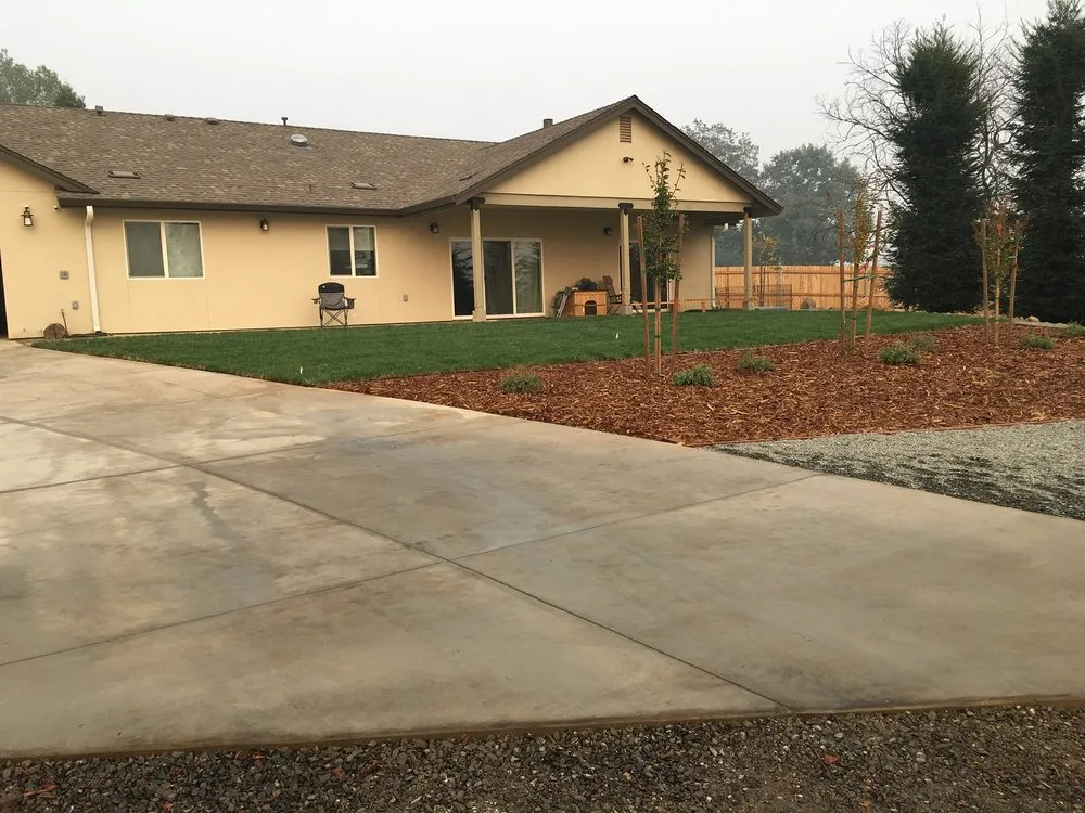 Custom lawn care service in Palermo, CA by HG LANDSCAPES