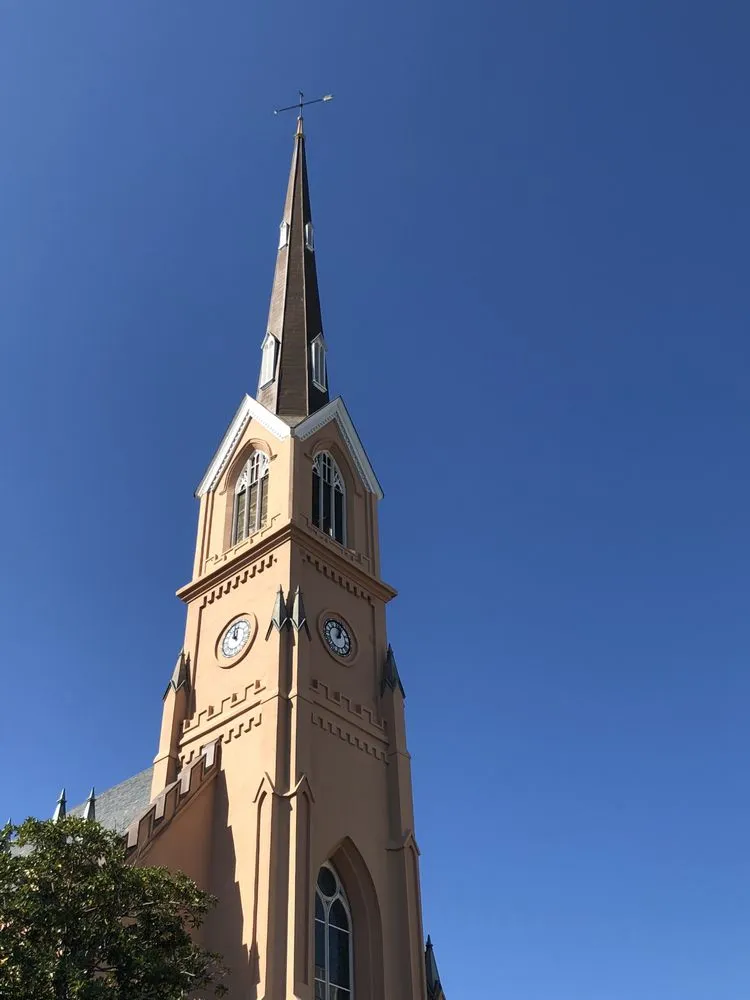 Professional landscaping services experts serving Elburn, IL - HGTS