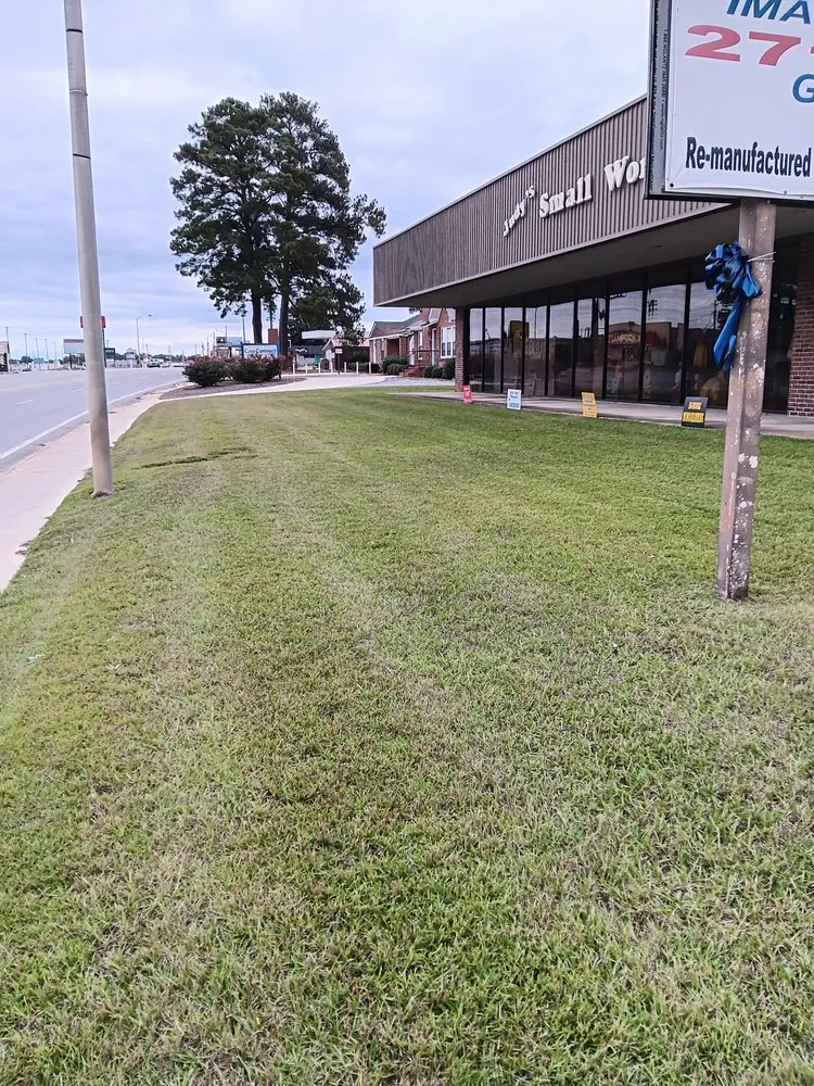 Trusted garden landscaping for residential properties in Cordele, GA by H&H Lawn Service