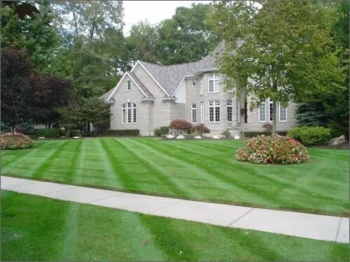 Affordable garden landscaping experts serving Oxford, MI - Hi Hill Lawn Service