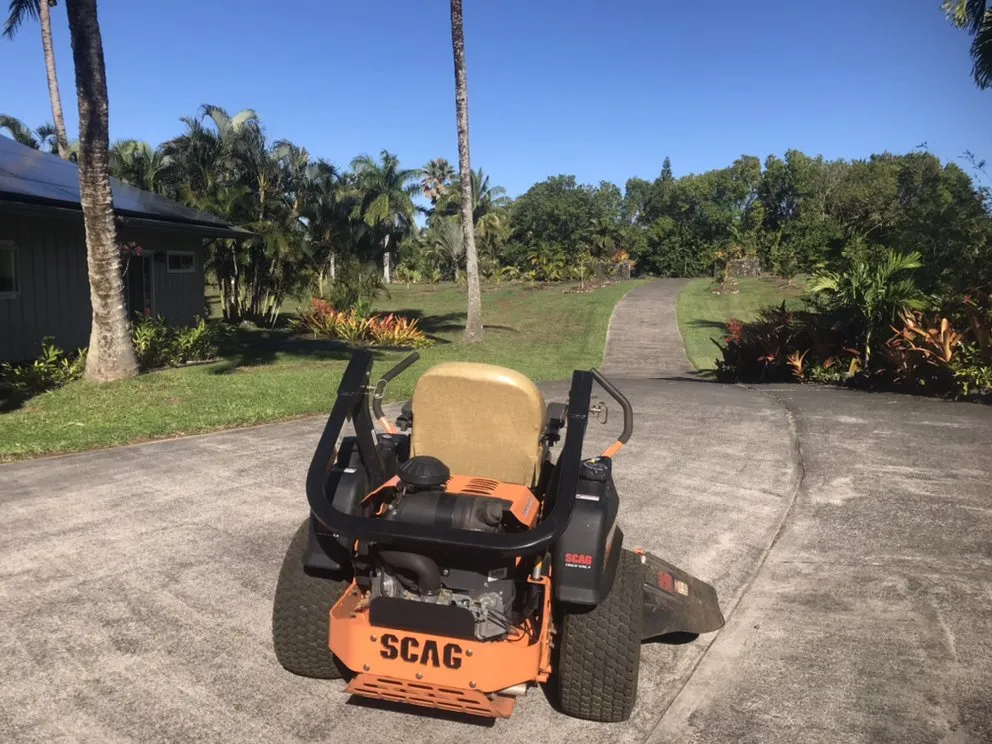 Trusted yard cleanup service for outdoor upgrades in Haiku, HI by Hi Mowng