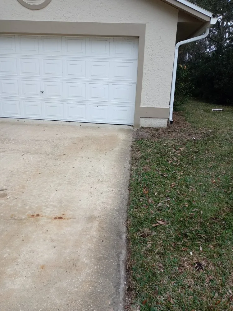 Affordable yard maintenance in Titusville, FL by Hi Performance Lawn Care
