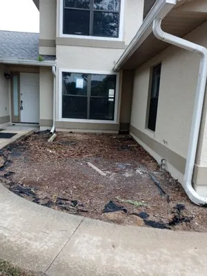 Hi Performance Lawn Care Logo