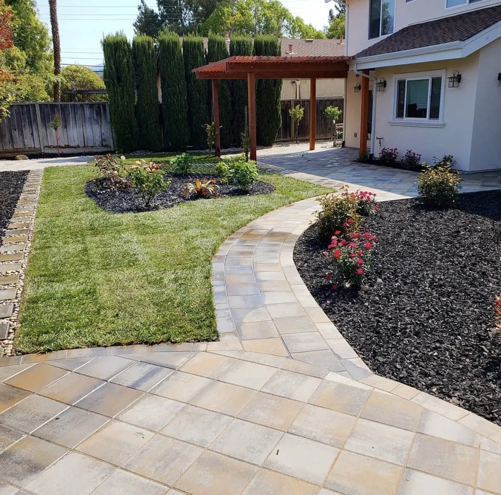 Reliable yard maintenance experts serving Irwindale, CA - Hi Rise Landscaping