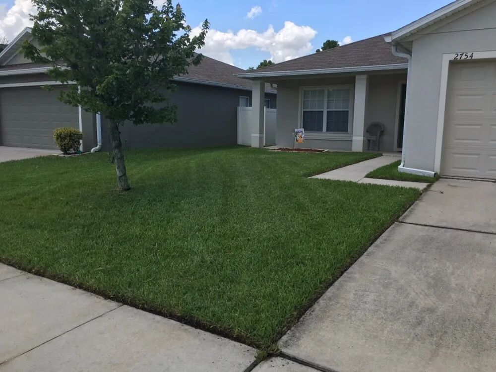 Reliable residential landscaping in Geneva, FL by Hibiscus Landscaping