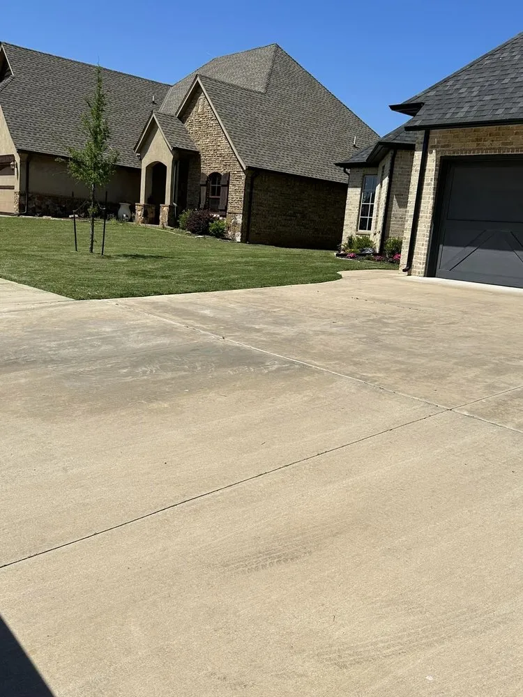 Affordable landscaping services in Guthrie, OK by Hickory Creek Enterprises