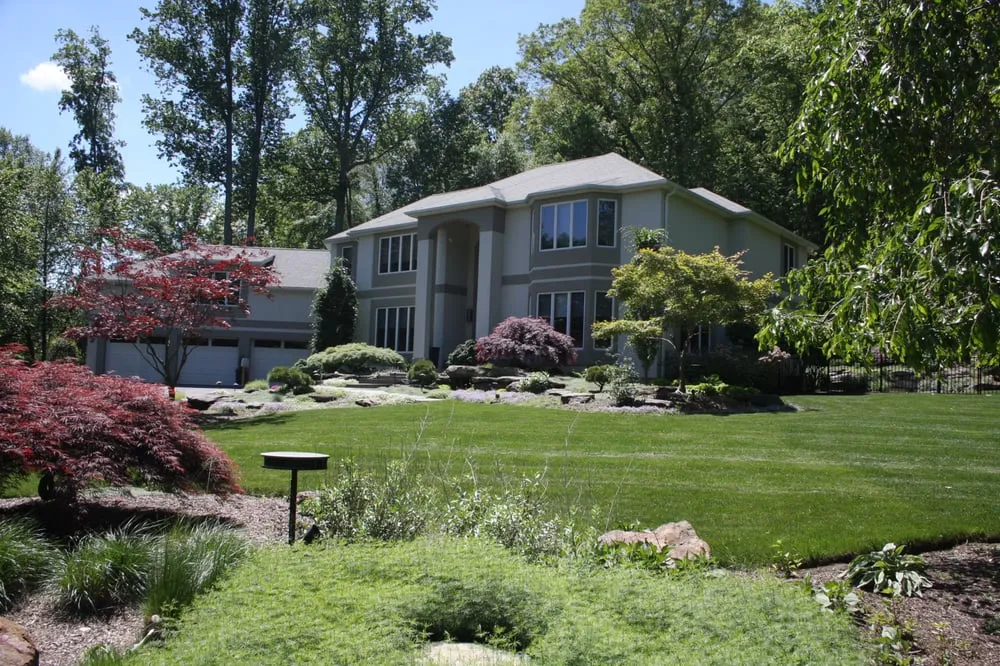 Affordable yard cleanup service in Tuxedo, NY by Hickory Hollow Landscapers Ltd.