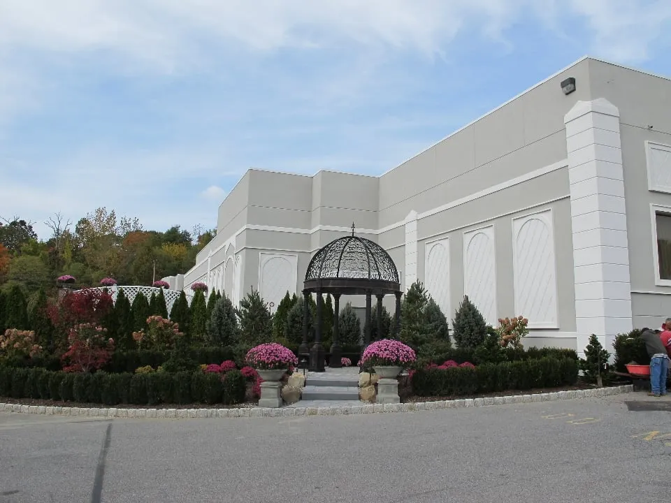 Expert landscape design in Tuxedo, NY - Hickory Hollow Landscapers Ltd.