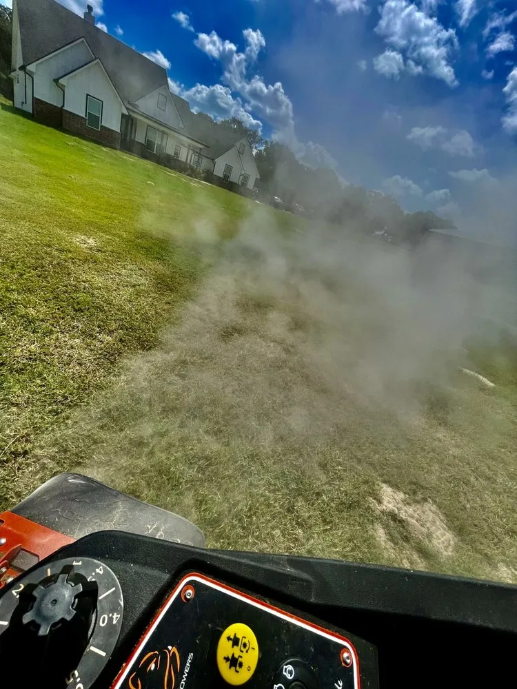 Affordable lawn care service experts serving Franklin, TX - Hickory Ridge Mowing