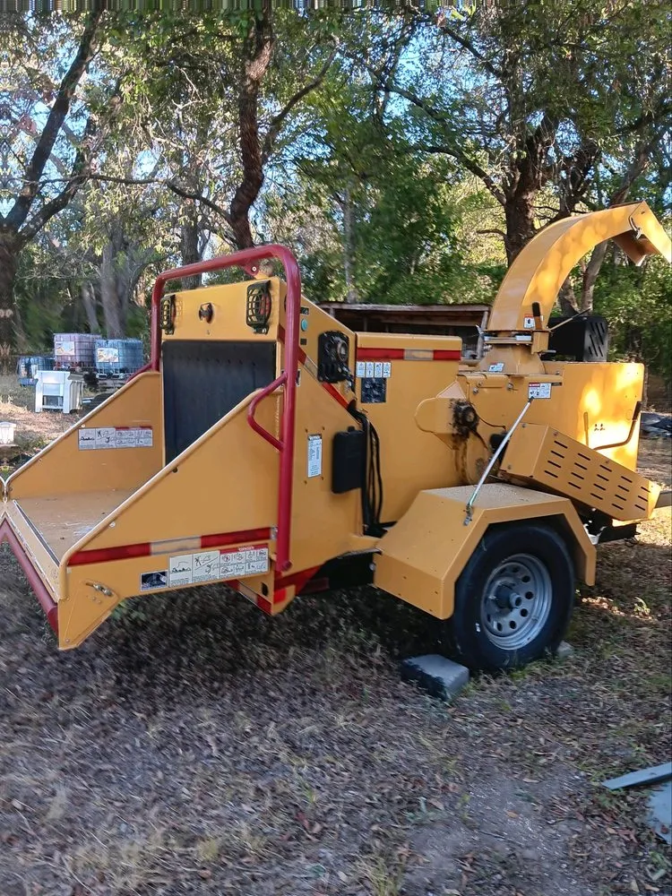 Local yard maintenance experts serving Cleburne, TX - HIdalgo Lawn Care