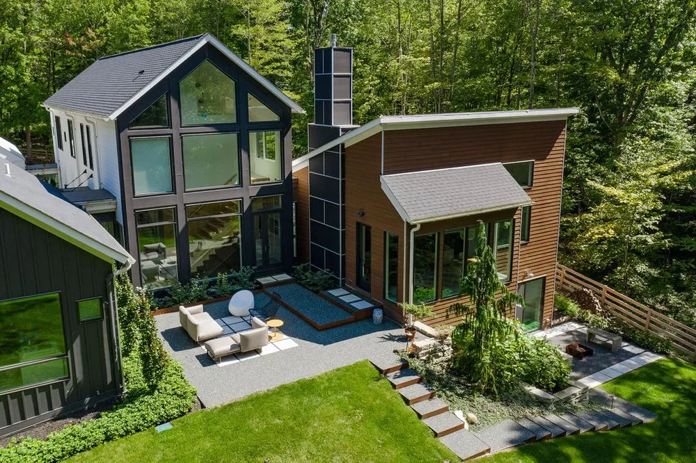 Expert landscaping services experts serving Hilliard, OH - Hidden Creek Landscaping