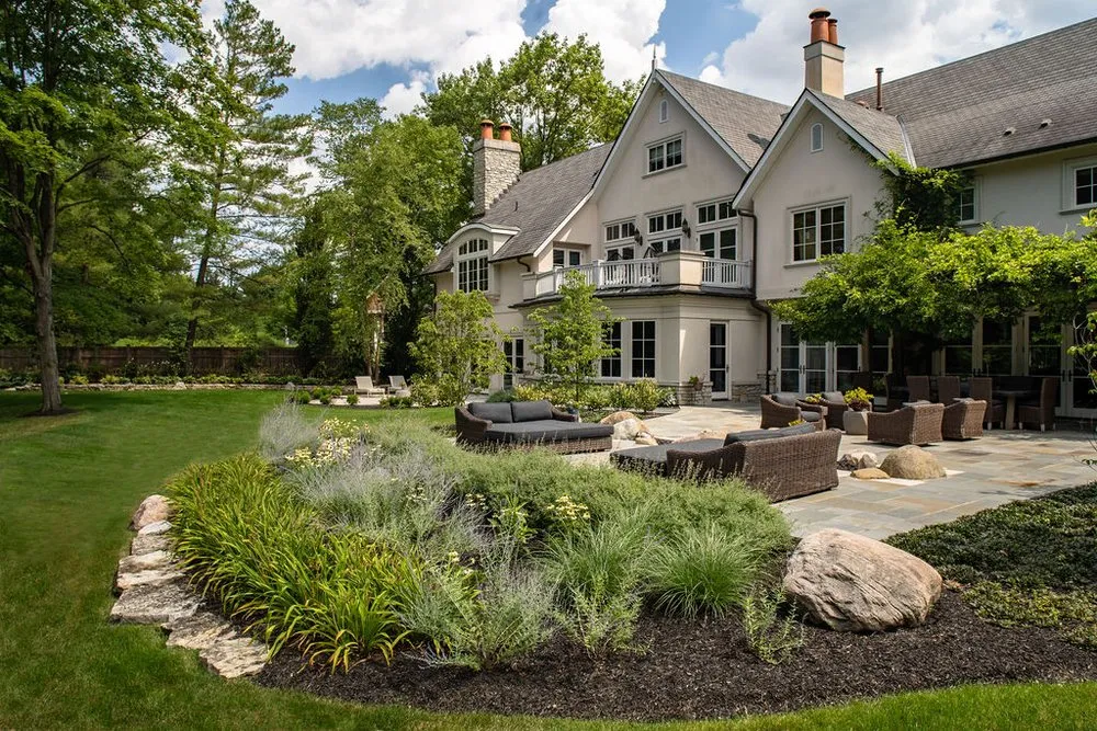 Professional landscaping services near you in Hilliard, OH by Hidden Creek Landscaping