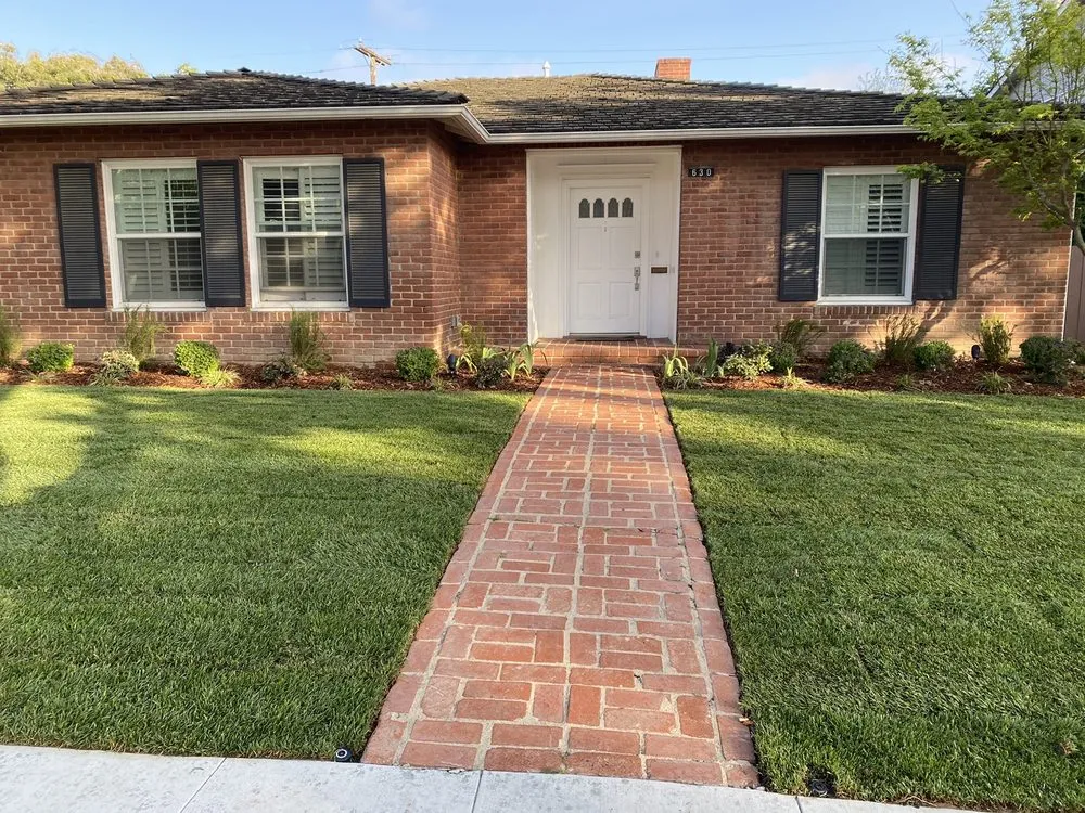 Custom garden landscaping experts serving Paramount, CA - Hidden Gem Landscaping