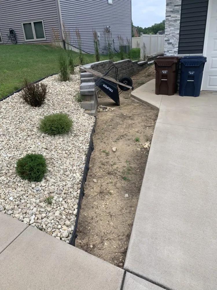 Local yard cleanup service experts serving Mindoro, WI - Hidden Haven Outdoor Design