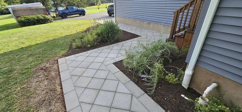 Custom yard maintenance in Somerville, NJ by Hidden Hollow Acres