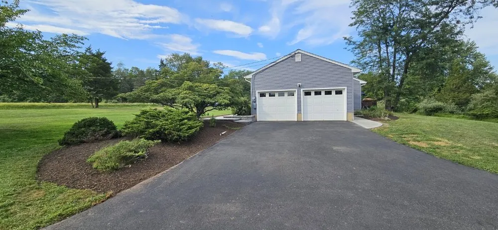 Affordable garden landscaping for beautiful yards across Somerville, NJ - Hidden Hollow Acres