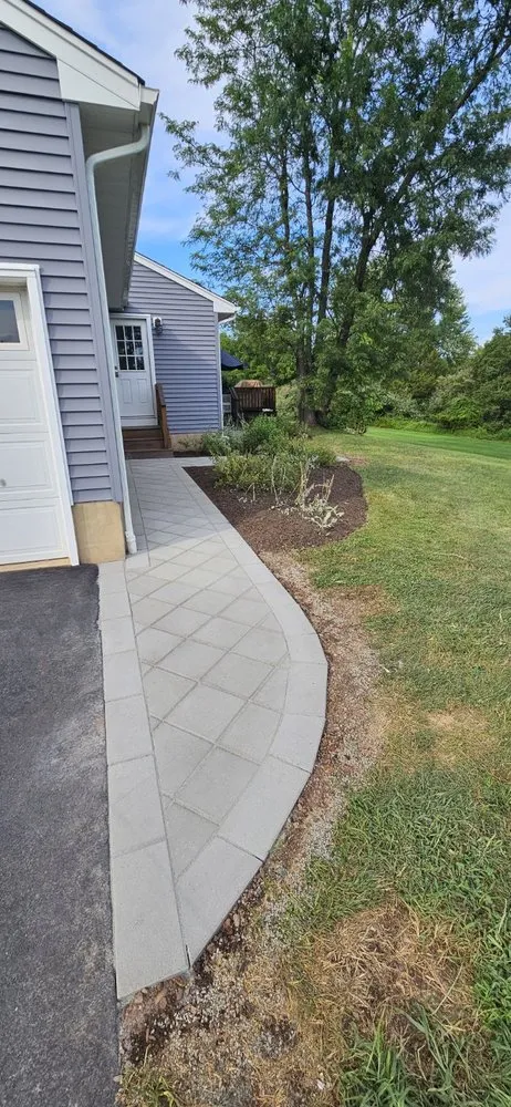 Custom yard cleanup service for homes across Somerville, NJ - Hidden Hollow Acres