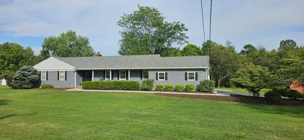 Hidden Hollow Acres Logo