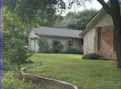 Trusted lawn mowing service in McQueeney, TX by Hidden Lake Services