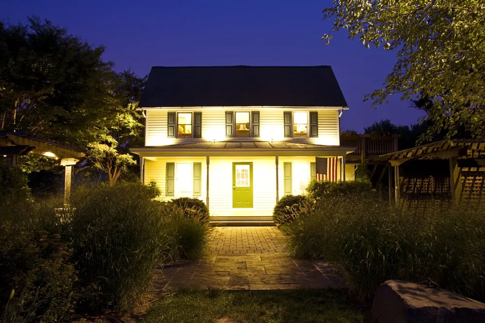 Professional yard cleanup service experts serving Herndon, VA - Hidden Lane