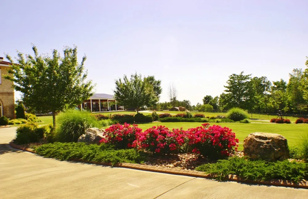 Custom residential landscaping in Cartersville, GA - Hidden Pond Plant & Tree Farm