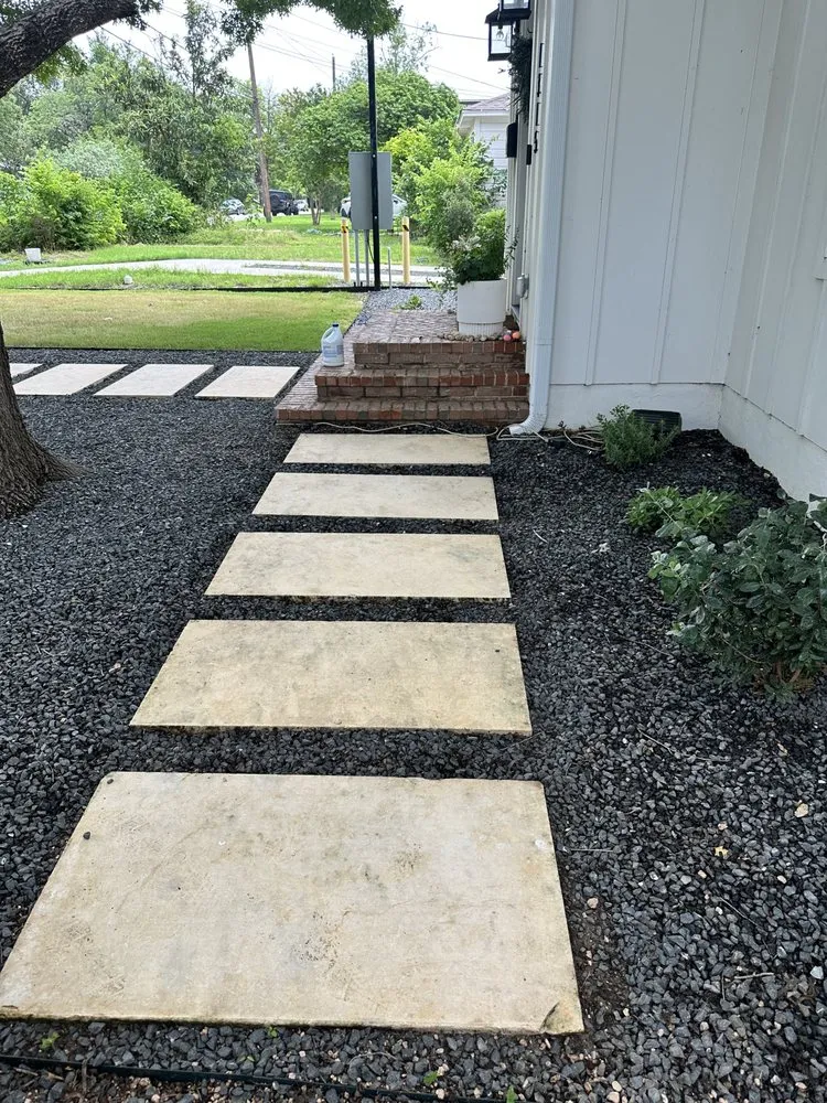 Top-rated residential landscaping in Austin, TX by Hidef Lawncare and Power Washing