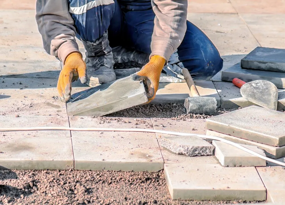 Local garden landscaping for homes across Lochbuie, CO - Hidrocalidad Concrete & Groundskeeping