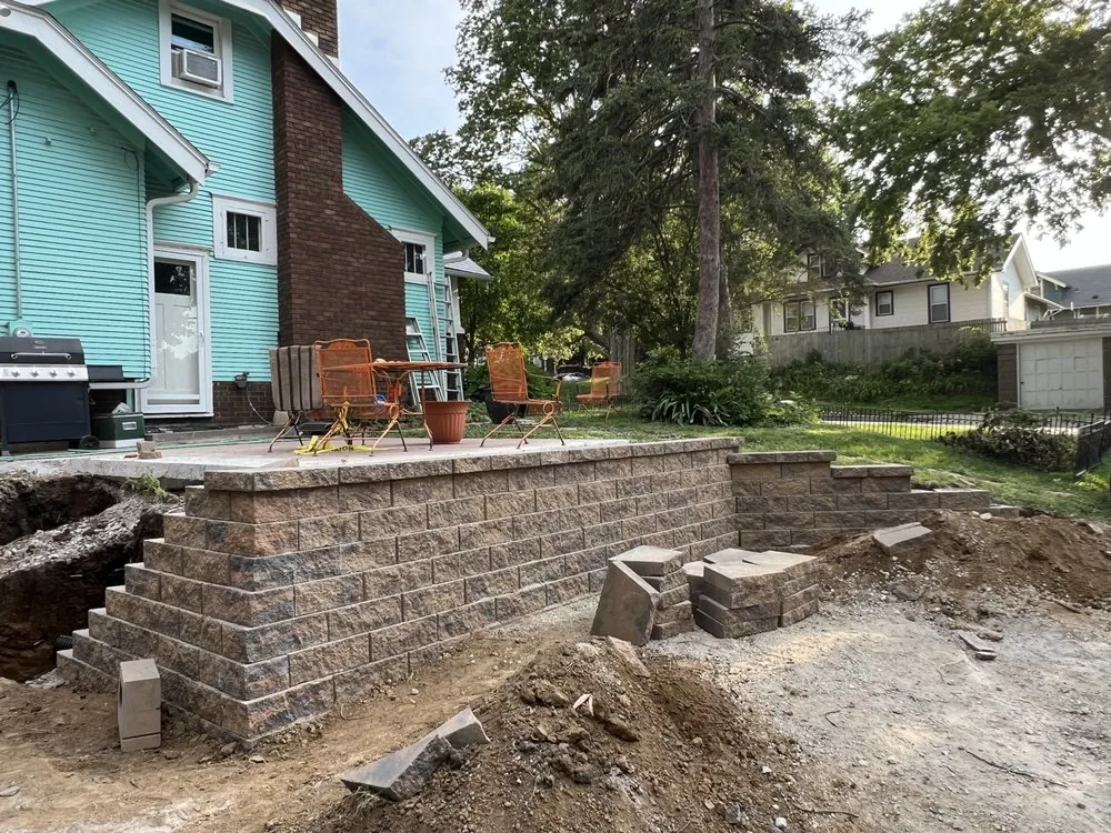 Professional outdoor landscaping near you across Omaha, NE - Hidrocalido Construction