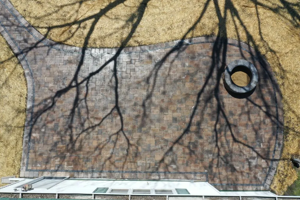 Reliable lawn mowing service for year-round maintenance in Grayslake, IL by Hidrogo Landscaping