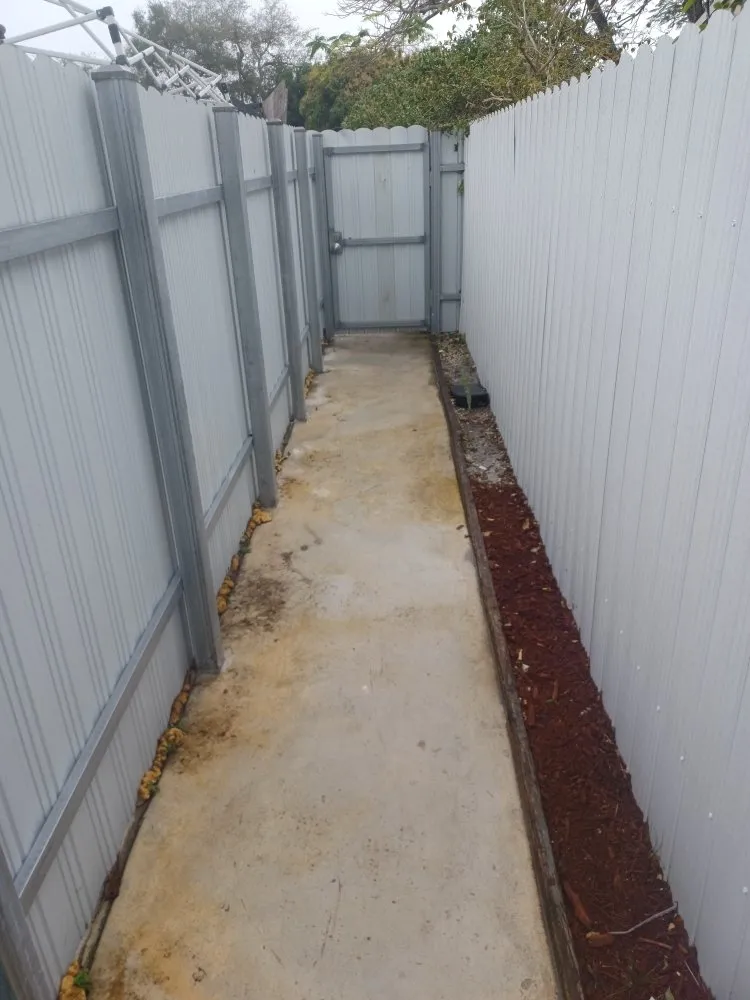 Professional yard cleanup service for outdoor upgrades in Miami, FL by Hiedra Landscaping Service