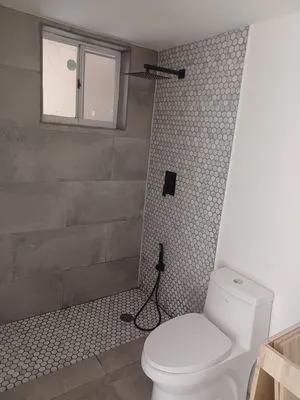 Hiedra Landscaping Service Logo