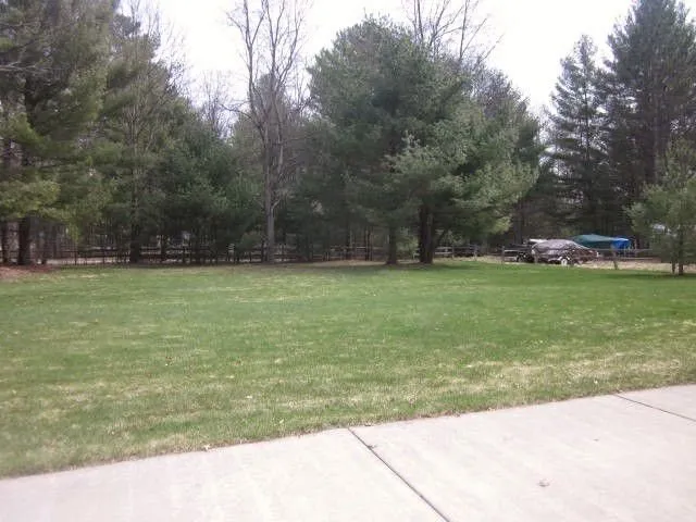 Trusted landscaping services experts serving Roscommon, MI - Higgins Lake Landscaping