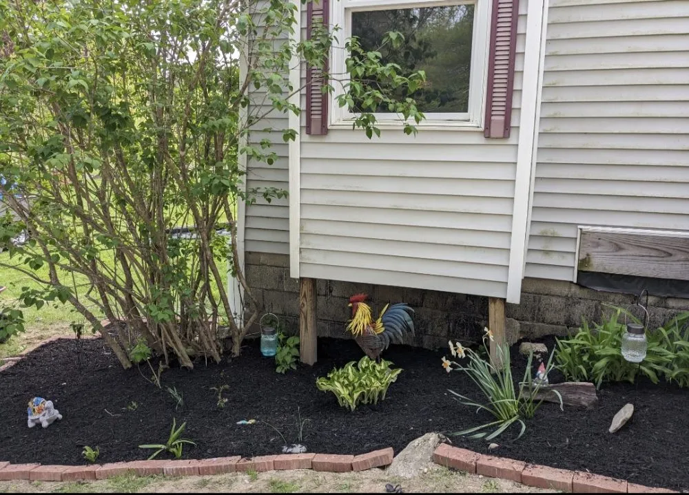 Expert lawn care service in Mechanic Falls, ME - Higgins Landscaping