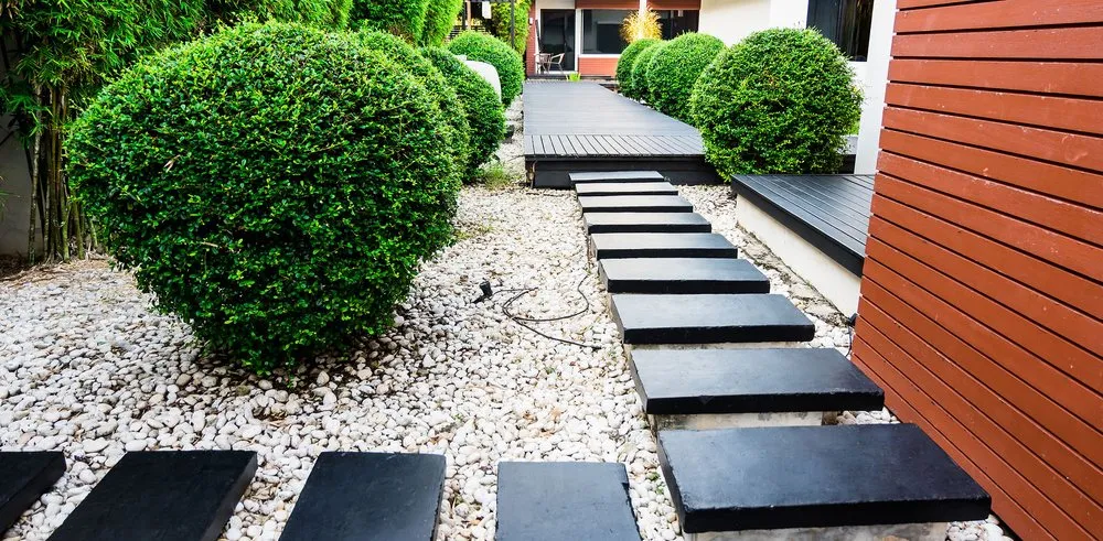 Custom yard cleanup service experts serving Oklahoma City, OK - High Definition Lawn and Landscape