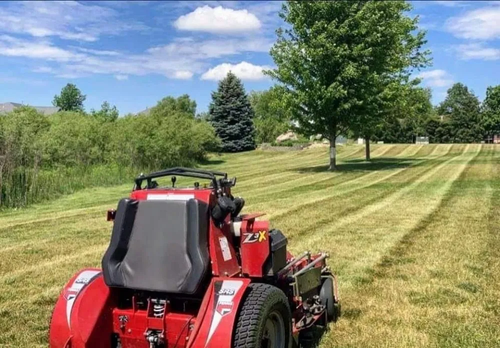 Custom garden landscaping experts serving Cedar Rapids, IA - High Definition Lawn Care